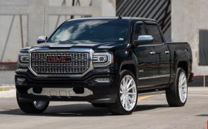 GMC Sierra 1500 Denali Crew Cab on Vossen Wheels (HF6-1)